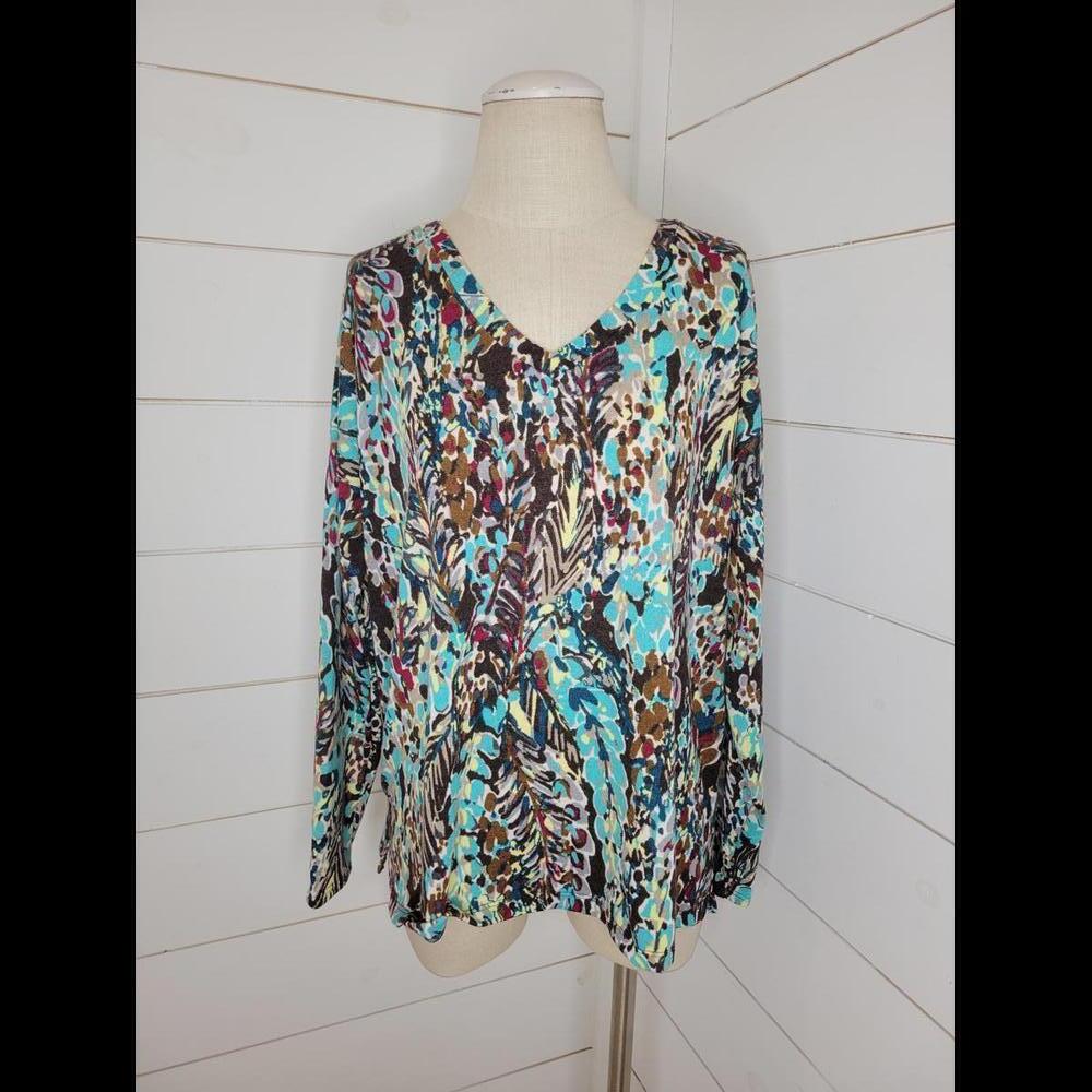 NWOT Boutique Sew in Love Blue & brown feather patterned v neck sweater